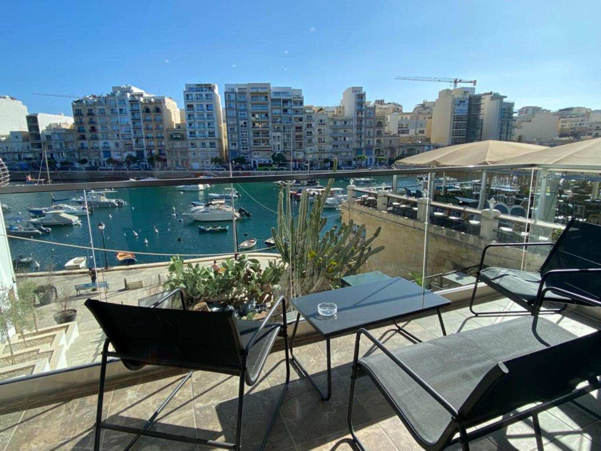 86 Spinola Bay Lägenhet St. Julian's Exteriör bild