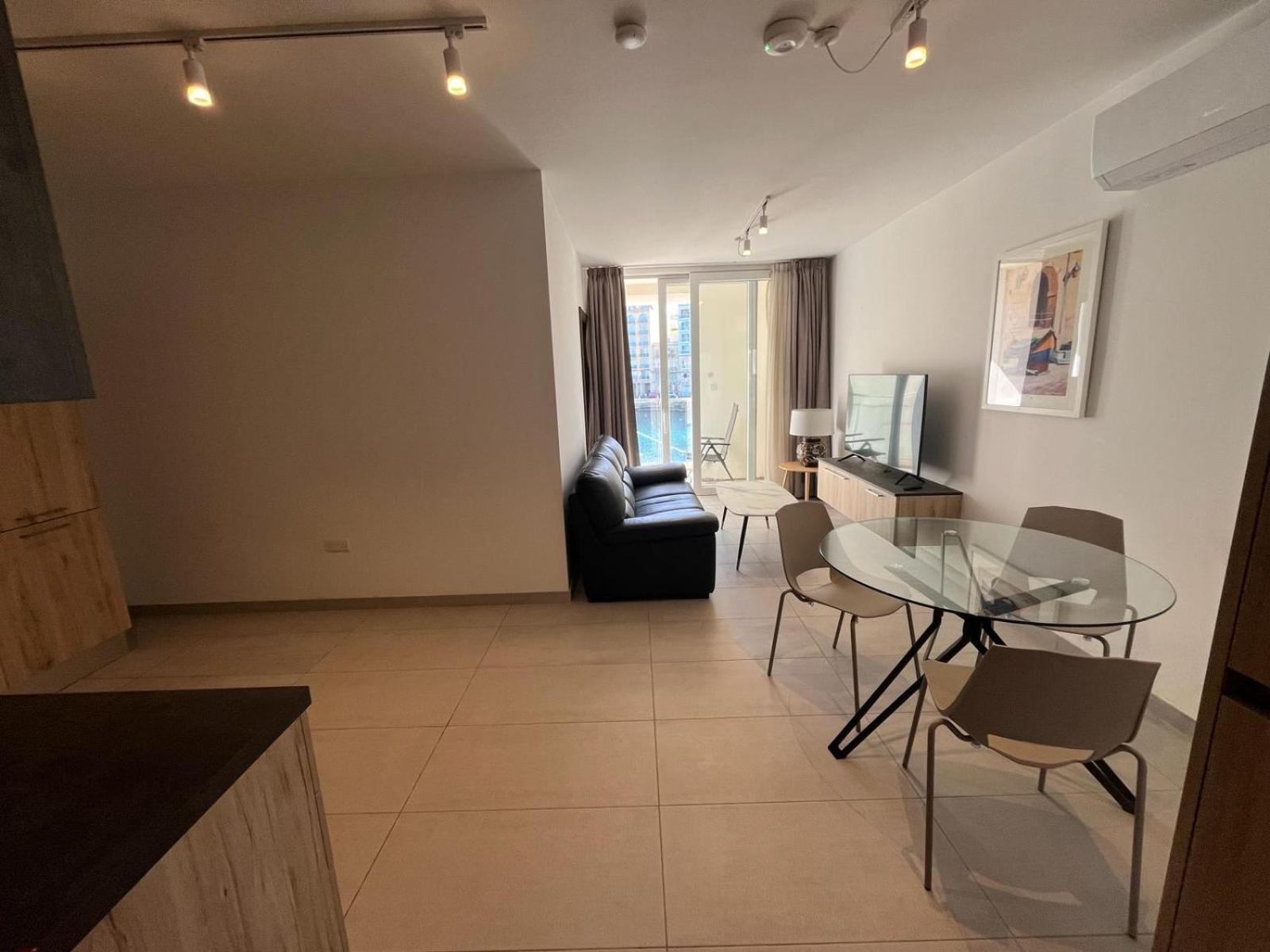 86 Spinola Bay Lägenhet St. Julian's Exteriör bild