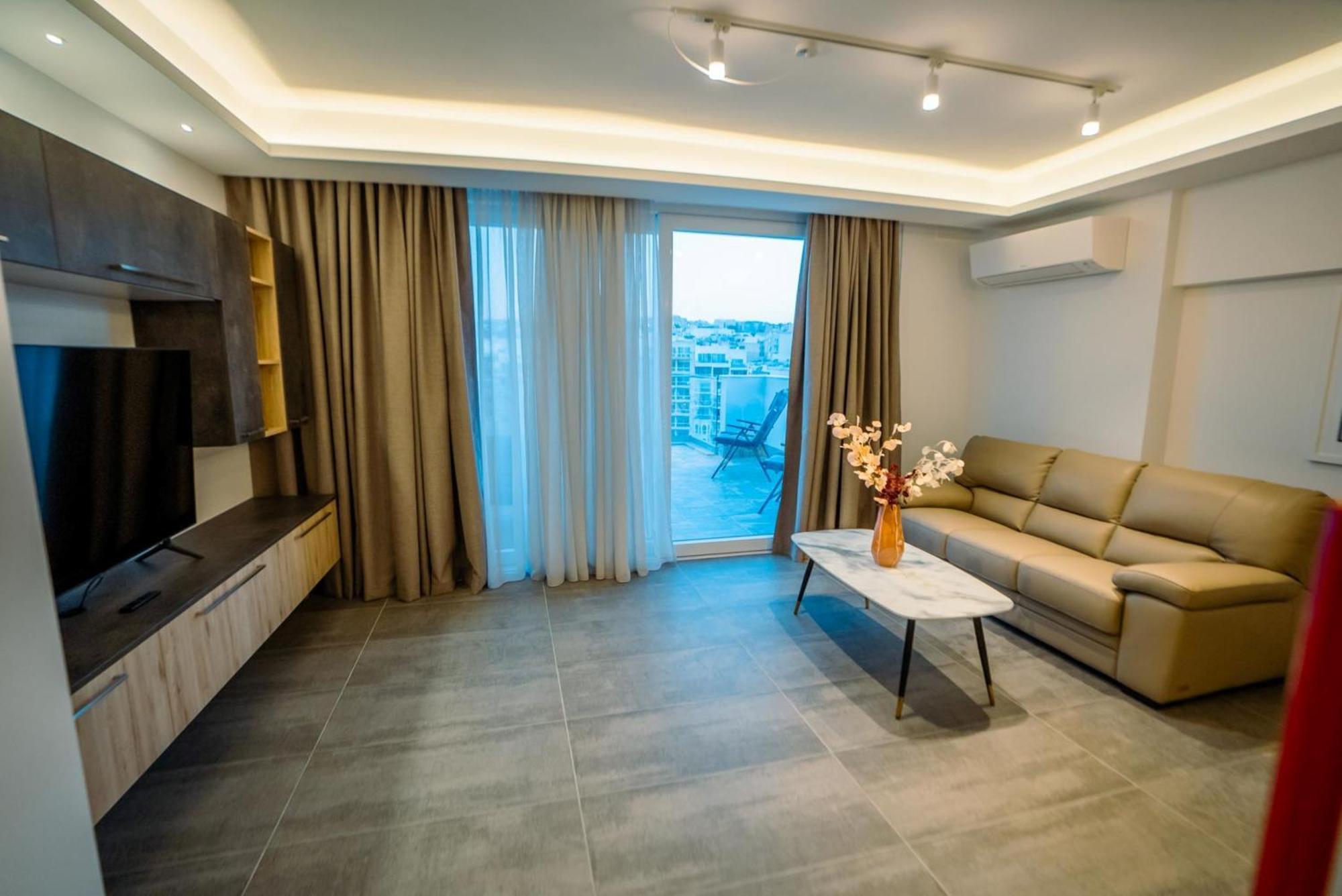 86 Spinola Bay Lägenhet St. Julian's Exteriör bild