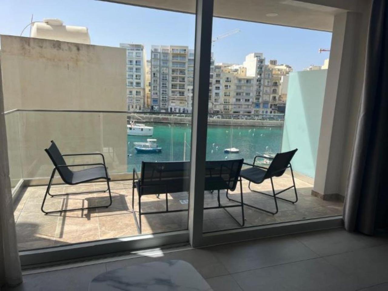 86 Spinola Bay Lägenhet St. Julian's Exteriör bild