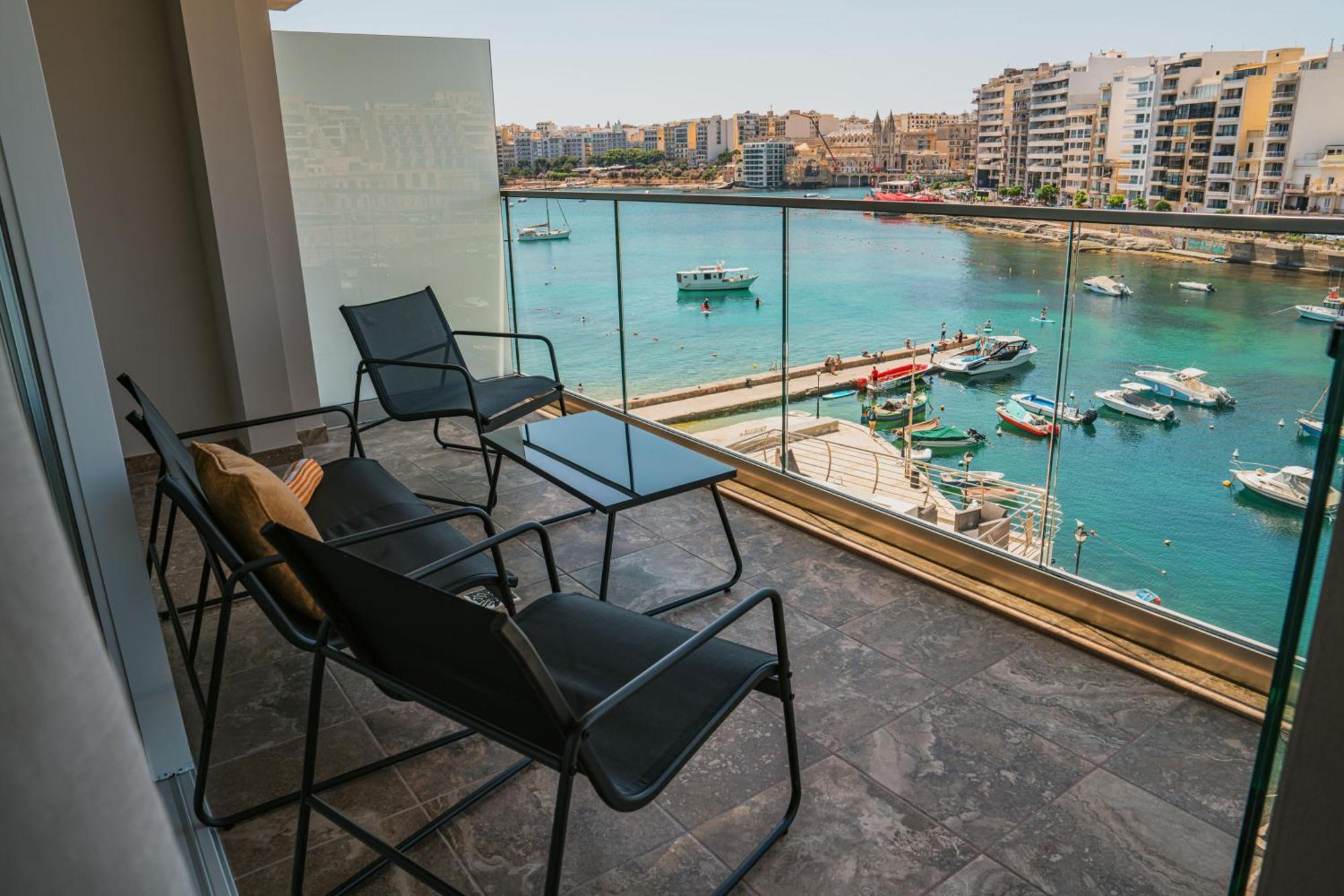 86 Spinola Bay Lägenhet St. Julian's Exteriör bild